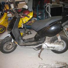 Aprilia Rally Hugget Op..