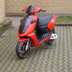Aprilia sonic ac
