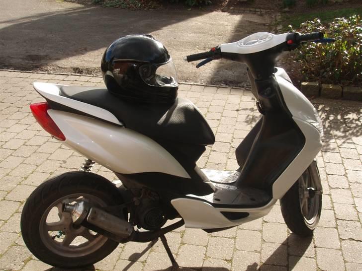 Yamaha Jog R *Perlemor* SOLGT billede 3