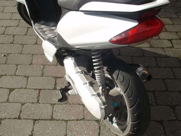 Yamaha Jog R *Perlemor* SOLGT billede 6