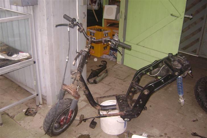 Piaggio Zip Projekt (Solgt) - Projekt begyndte billede 2