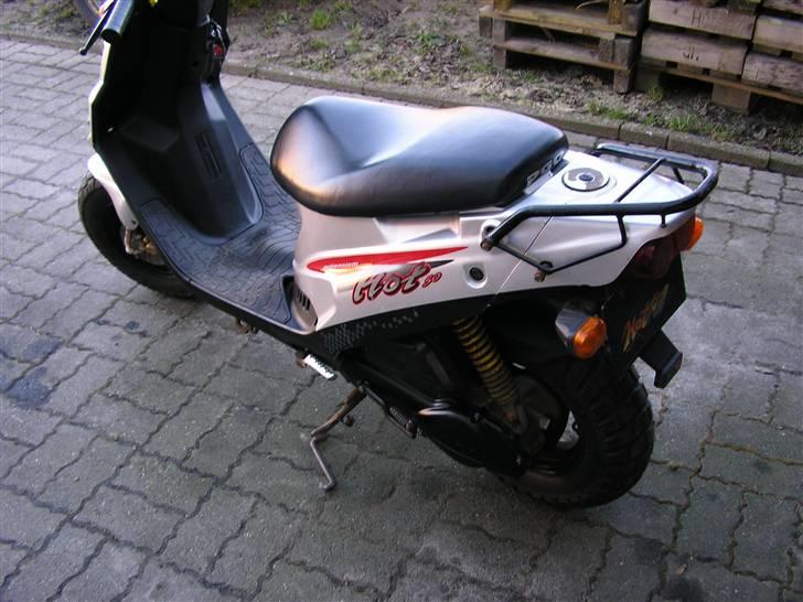 PGO hot 50 byttet til typhoon billede 5