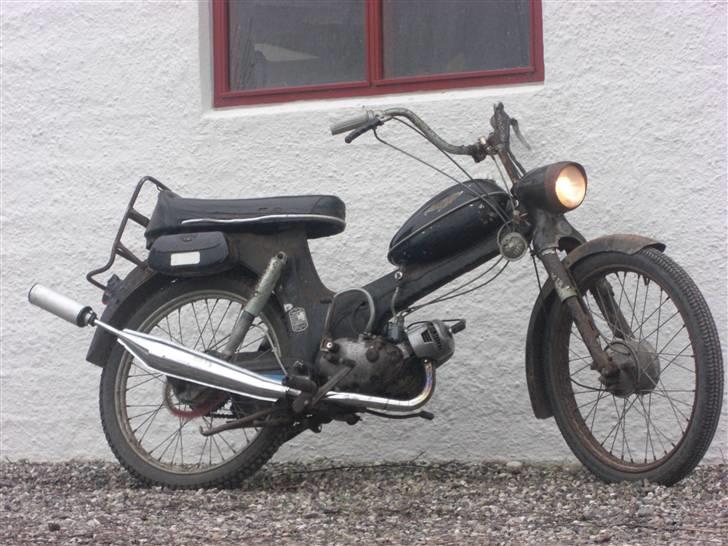 Tomos 2 fodgear (solgt) billede 1