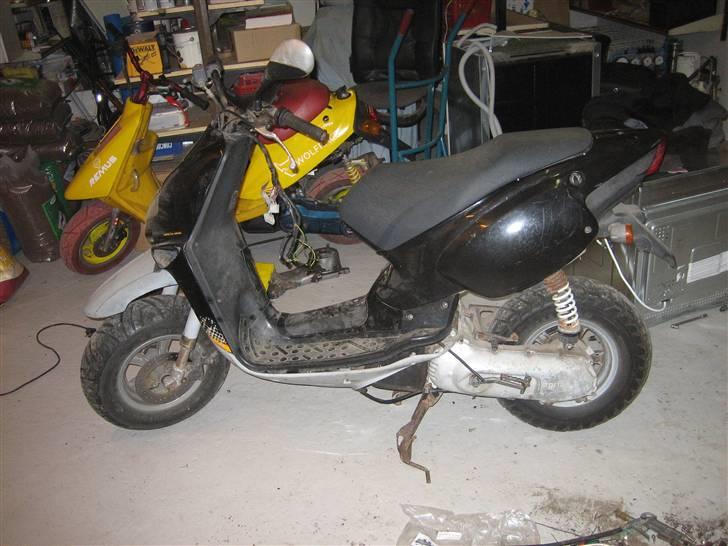 Aprilia Rally Hugget Op.. billede 2