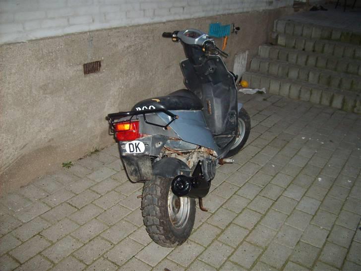 PGO hot 50 - FLERE BILLEDER om et par timer camaret er ved at oplade billede 2