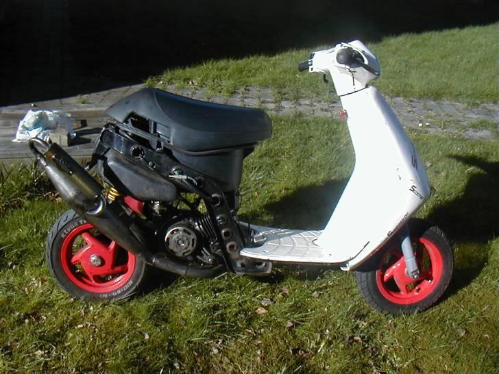 Piaggio zip byttet billede 6