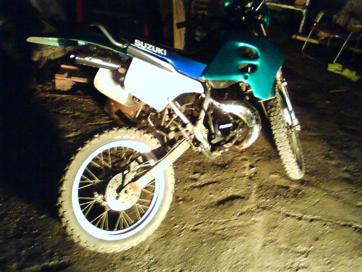 Suzuki RMX Høj Stjålet billede 1