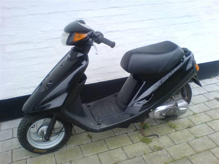 Yamaha Jog Fs SOLGT - Den er da fræk? billede 1
