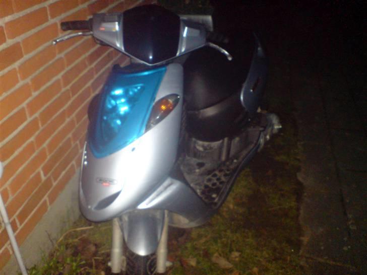 Aprilia Sonic < R-Setup > STJÅLET billede 5