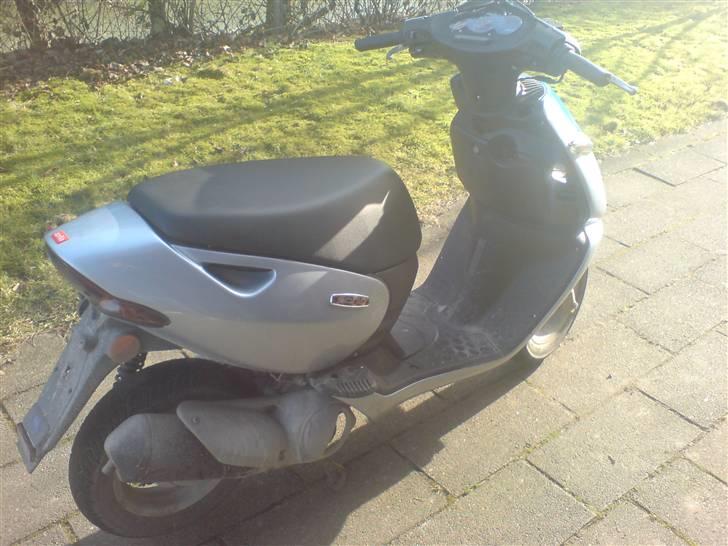 Aprilia Sonic < R-Setup > STJÅLET billede 8