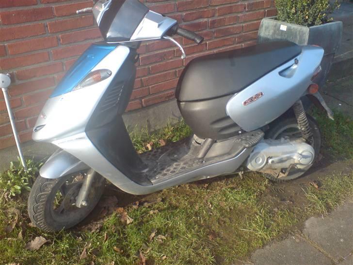 Aprilia Sonic < R-Setup > STJÅLET billede 11