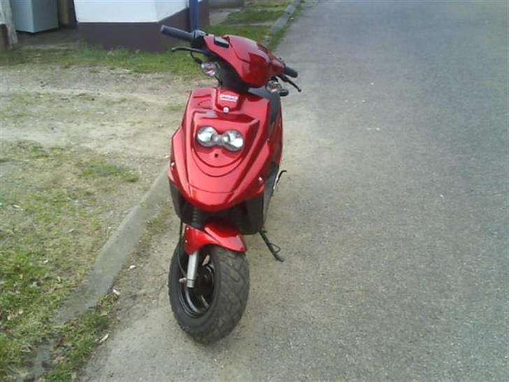 PGO Big max billede 1