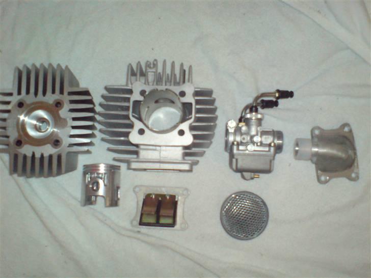 Puch Maxi ATHENA - ATHENA KIT         Læs i teksten om det billede 2