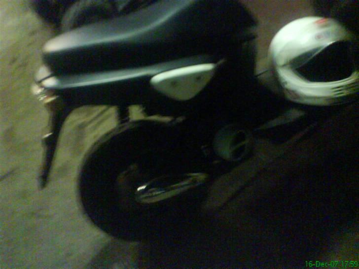 Yamaha slider gaderaceren byttet - lige inden den blev solgt billede 11