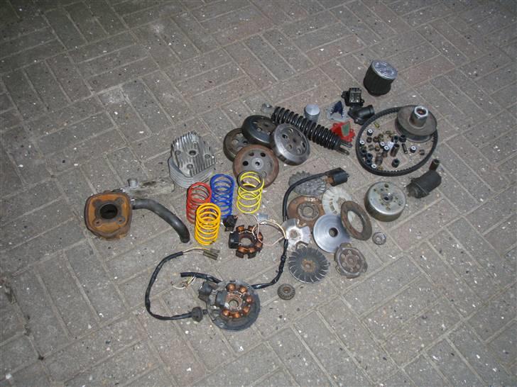 Yamaha space/jog solgt billede 10