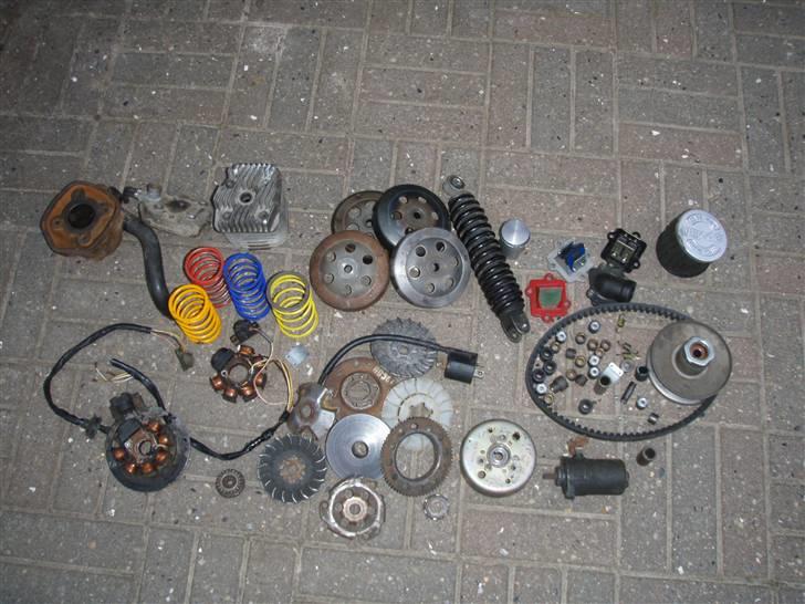 Yamaha space/jog solgt billede 11