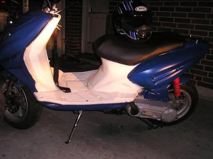 CPI oliver city|SOLGT 2000kr. billede 3