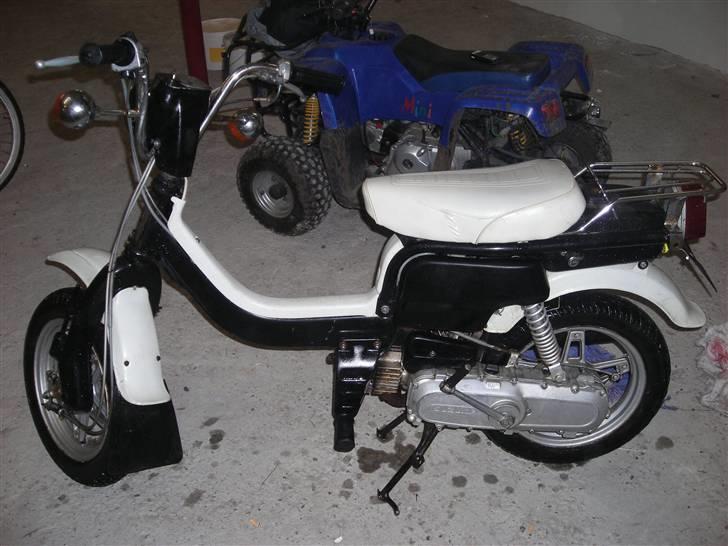 Suzuki FZ 50 ( Solgt ) billede 1