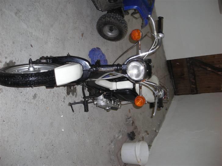 Suzuki FZ 50 ( Solgt ) billede 2