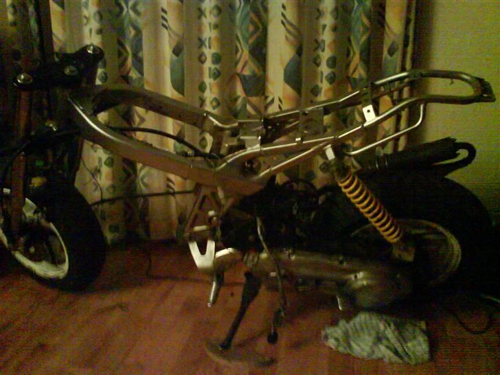 Suzuki street magic (SOLGT) - under ombygning billede 1