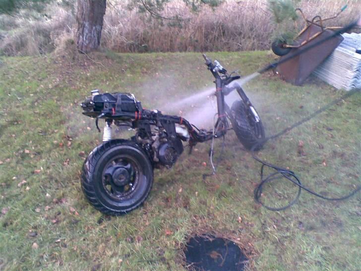 PGO Hot50 *efter* 'solgt' - En lille vask billede 9