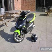 Piaggio NrG PoWer