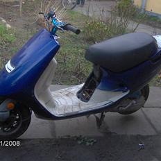 Aprilia amico