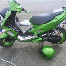 Peugeot Speedfight 2 - SOLGT!