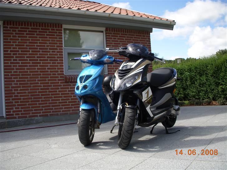 Piaggio nrg mc3.::solgt::. - mig og patrick´s billede 1