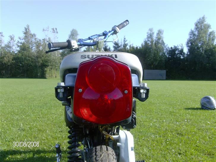 Suzuki fz 50cc bytted/($olgt) - ny baglygte  billede 8