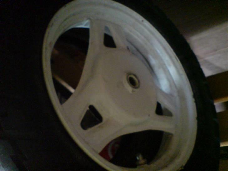 PGO Comet SOLGT - Bag fælgen autolakeret.. skal bare tøres af billede 10