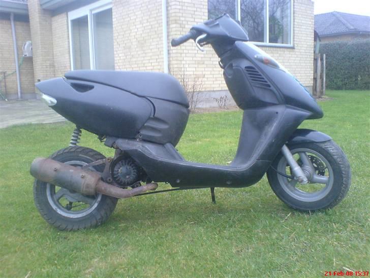 Aprilia sonic SOLGT billede 2