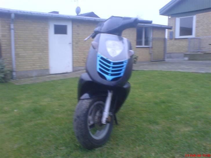 Aprilia sonic SOLGT billede 3