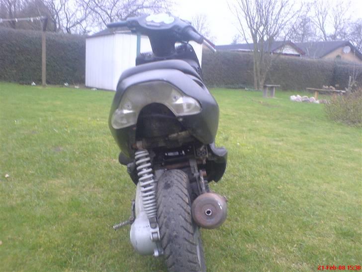 Aprilia sonic SOLGT - go røv .. ser godt ud med det klare baglygte glas billede 7