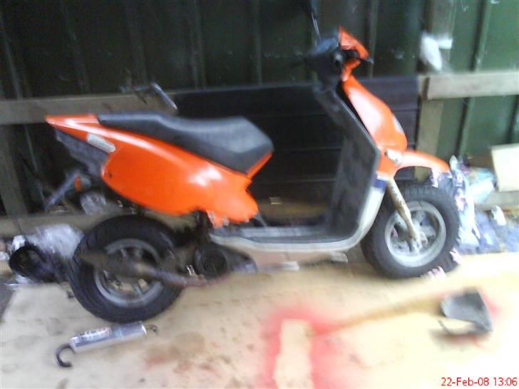 Aprilia rally soldt billede 1