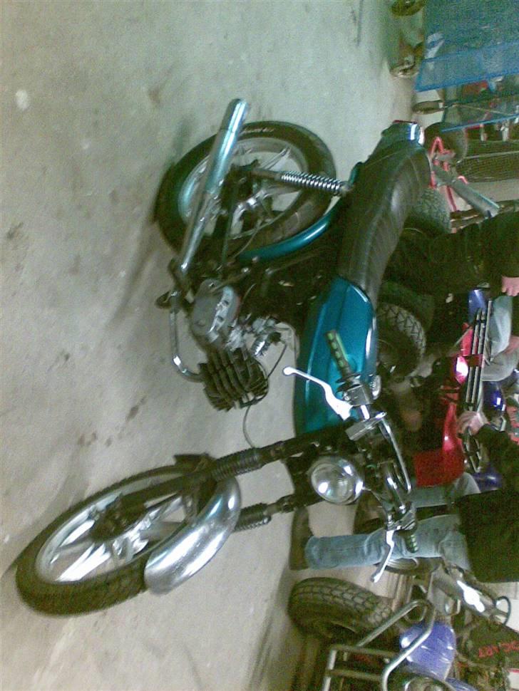 Puch Monza SOLGT - Det dejlige baghjul og udsttødningsrøret :b  billede 11