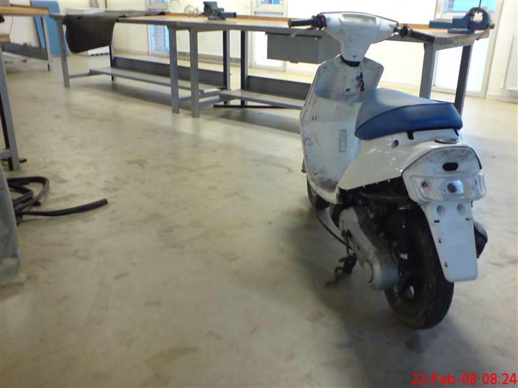 Yamaha Jog FS solgt - d. 22/2/08  ved at være færdig klar til salg billede 12