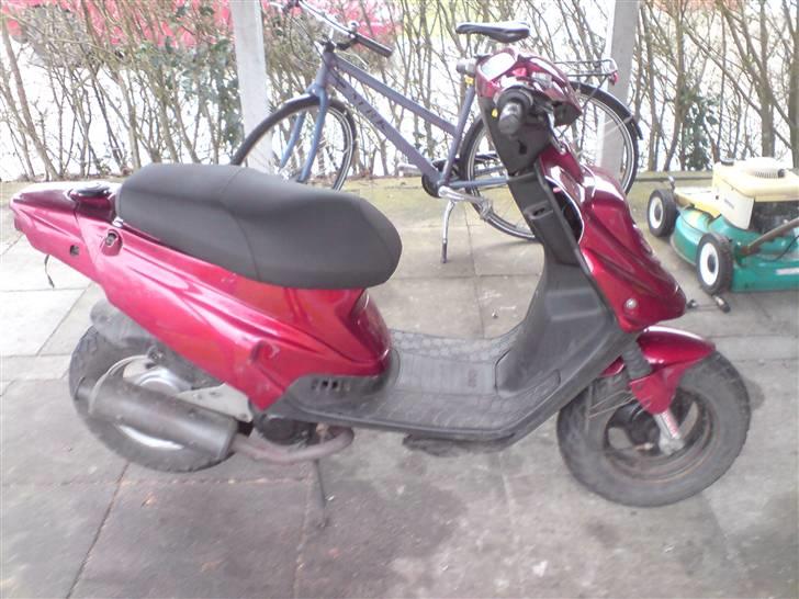 PGO hot 50 solgt billede 1