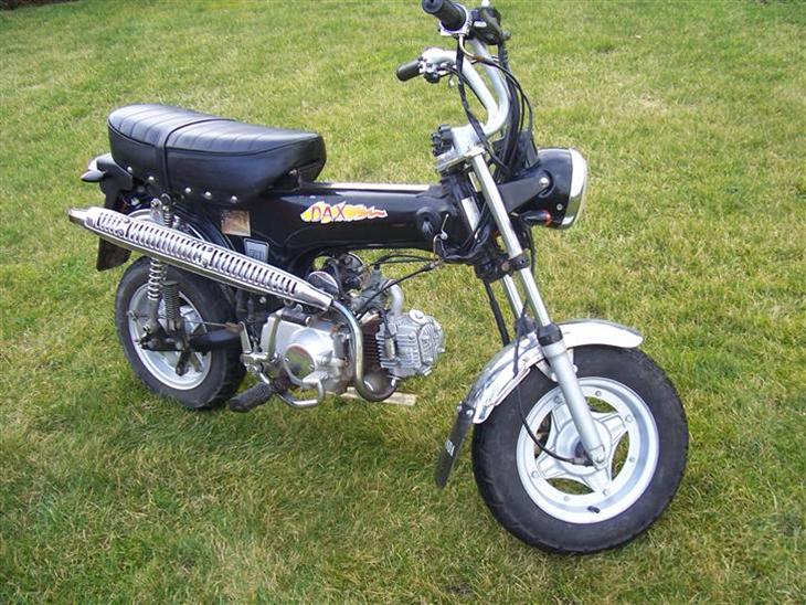 {{currentPhoto.altText}} billede {{currentPhoto.number}}