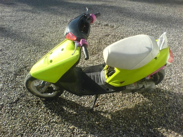 Yamaha Jog (SOLGT I DELE) billede 1