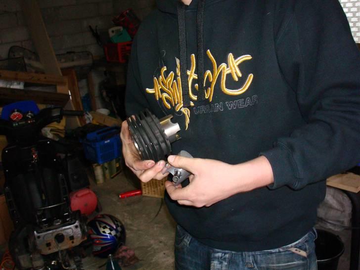 Gilera Stalker ¤Byttet t sonic¤ - Så skulle cylinderen sørme på :) Top Performance Trophy 70ccm -  billede 8