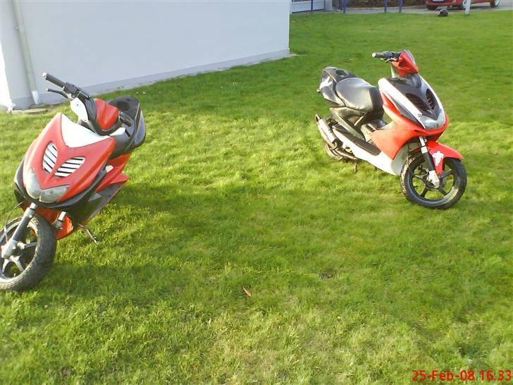 Yamaha Aerox Lc DD (Byttet) - nyeste billeder :) (Mig og min vens aerox) billede 14