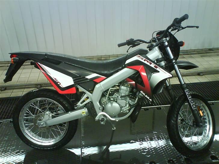 Gilera SMT totalt smadret -  ;P baby´en <33 billede 1