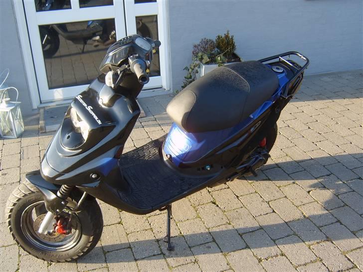 PGO hot 50 SOLGT - SCOOTEREN (: billede 1