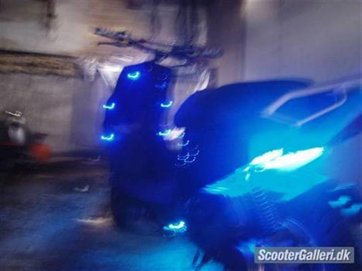 PGO hot 50 blacki (byttet) billede 2