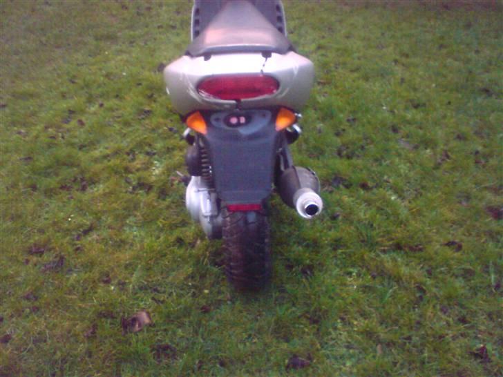 Peugeot speedfight solgt billede 3