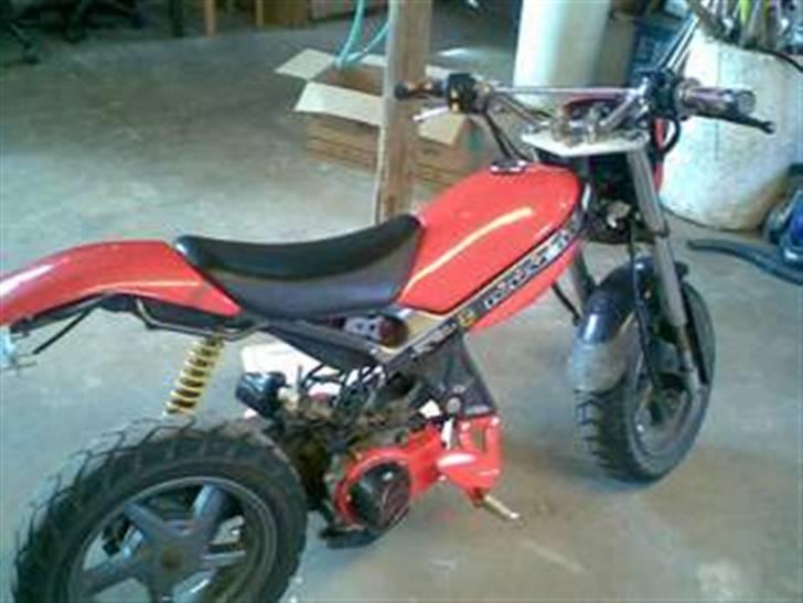 Suzuki Street magic SOLGT billede 3