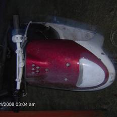 Yamaha jog space solgt