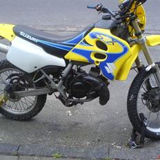 Suzuki SMX (Byt til SFX+penge)
