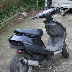 Adly Silverfox "SneakyFox"